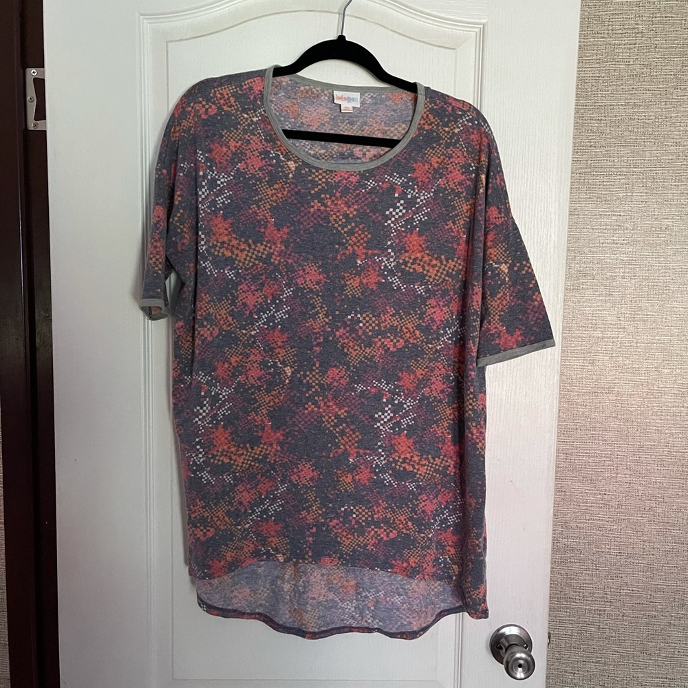 Lularoe short sleeve tunic